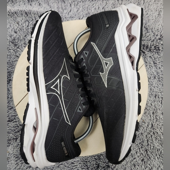 Mizuno Wave Inspire 18 Black Athletic Running Sneakers Shoes Women's Size 9.5 - Picture 5 of 9